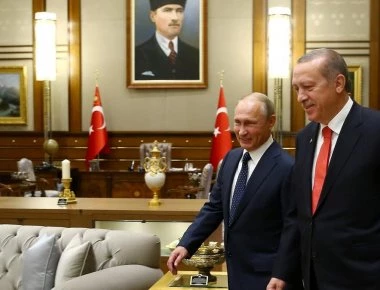 Το «colpo grosso» του Β.Πούτιν με Τουρκία: Θέλει να την «τραβήξει» εκτός ΝΑΤΟ με υπόσχεση για «περιφερειακή υπερδύναμη»